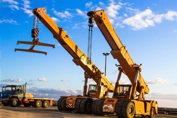 The Different Types Of Cranes Used For Construction