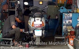 nearby two wheeler mechanic