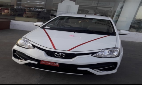 SHREE MOMAI KRUPA TAXI SERVICE JAMNAGAR  in Ajanta Society, Jamnagar - 