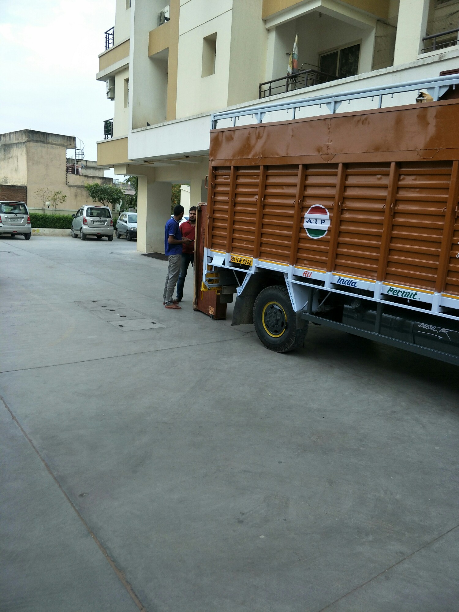 Relocation Service - AGARWAL CARGO MOVERS
