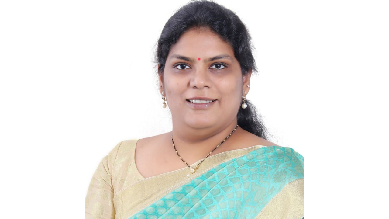 Dr Shanti Sneha - Obstetrician & Gynecologist Rainbow Children's Hospital Hyder Nagar Kukatpally Hyderabad