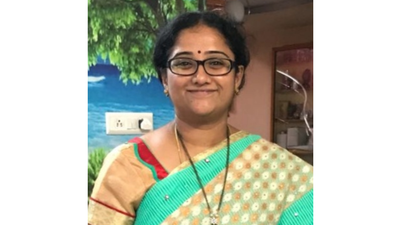 Dr Saujanya Myneni - Obstetrician & Gynecologist Rainbow Children's Hospital LB Nagar  Fertility Department Hyderabad