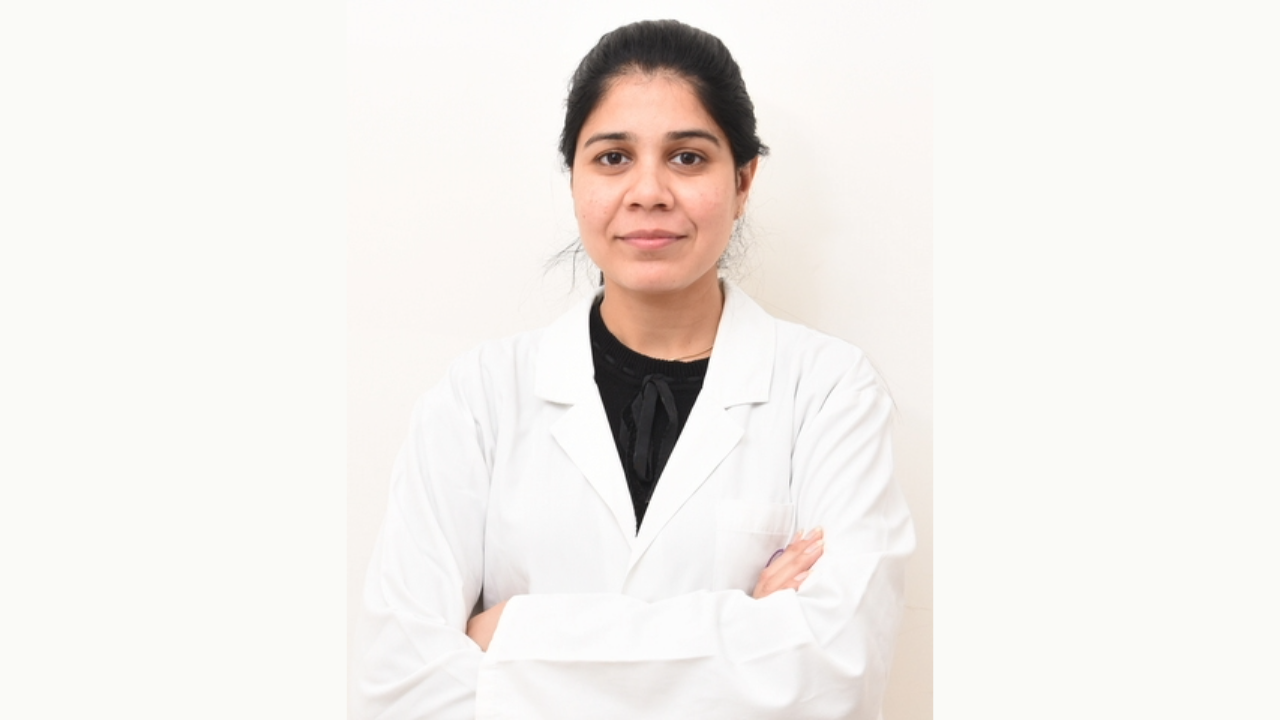 Anjali Chaudhary  Sector 51 Noida