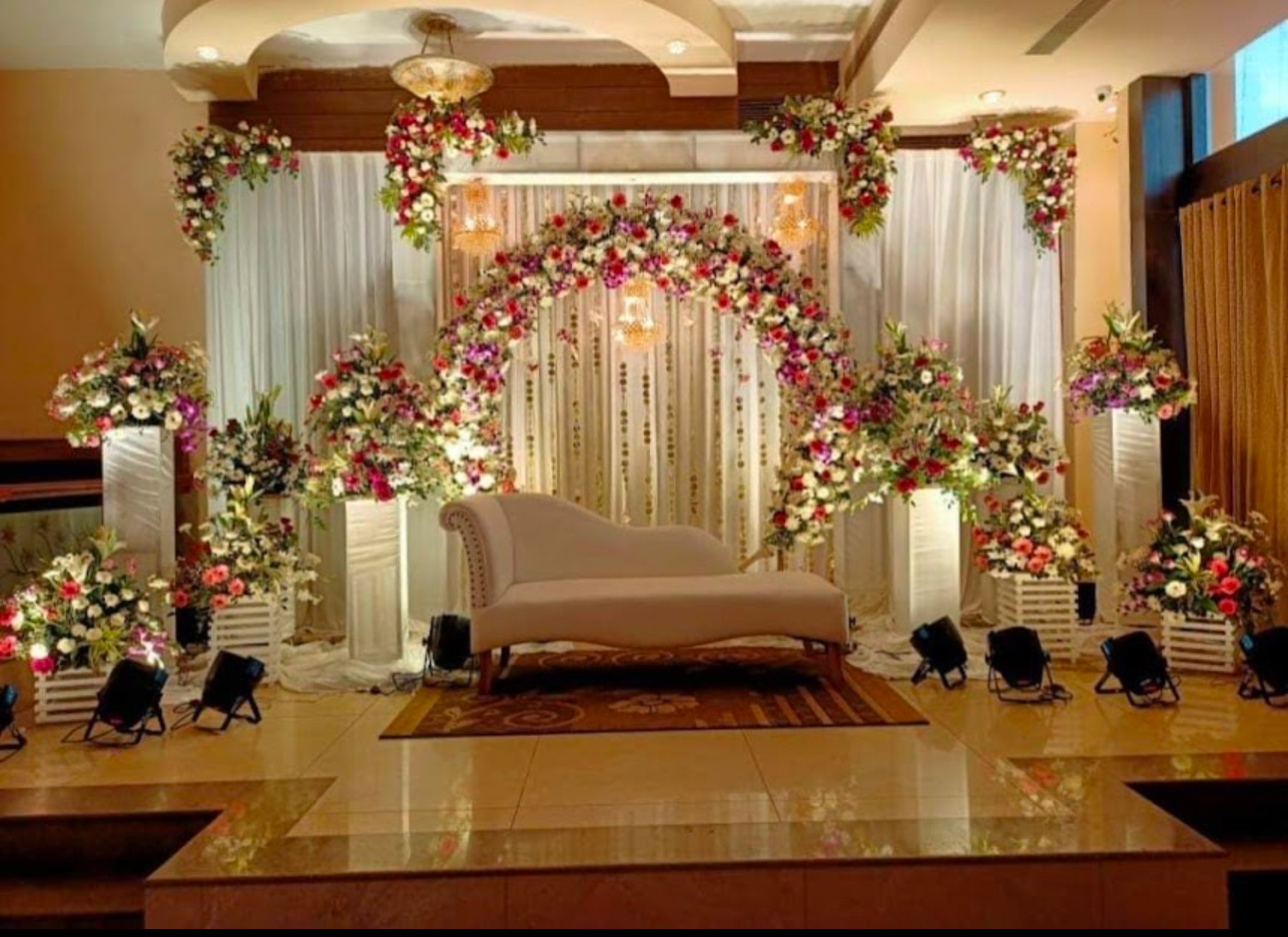 Caterers in Kolkata - Banglar Bhoj Caterer And Decorators