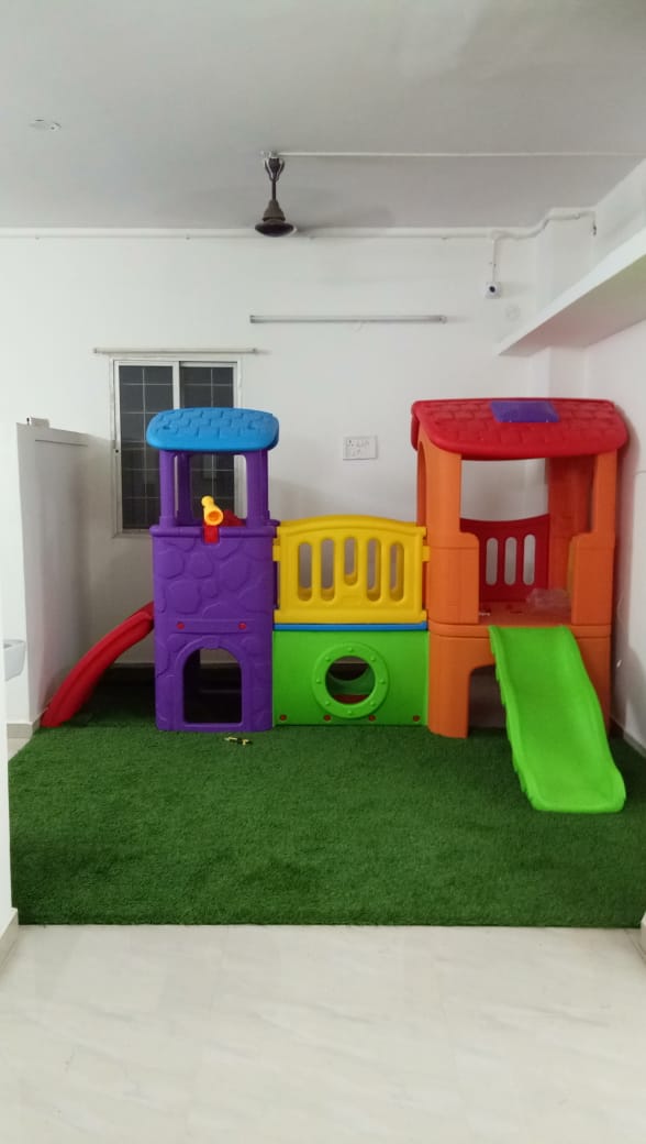 bright-child-montessori-pre-school-10633782-e576edf5.jpeg