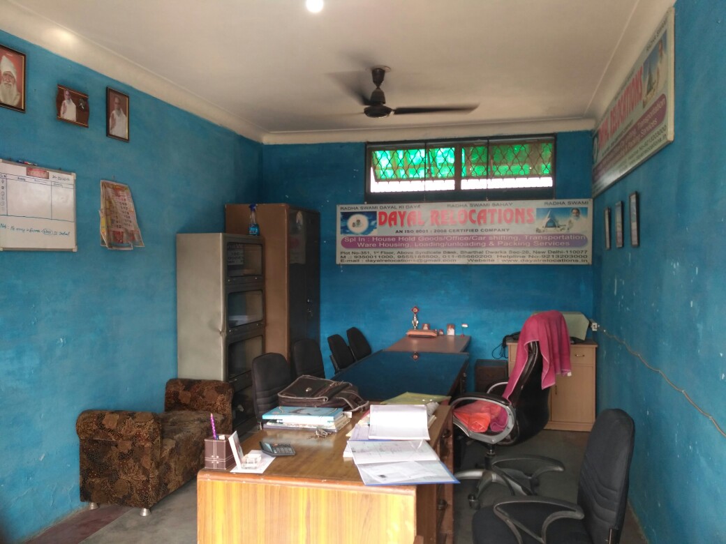 Moving Service - Dayal Relocations