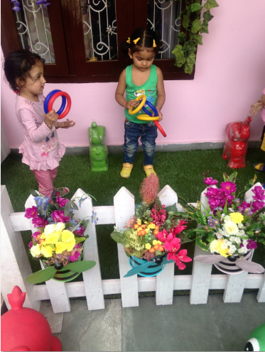 rose-petals-kids-play-school-day-care-10078897-8987812e.jpeg