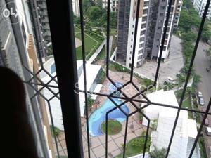 4+ BHK Penthouse Apartment for Sale in Malad East