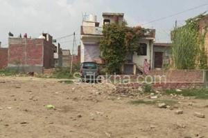 450 sqft Plots & Land for Sale in Pari Chowk