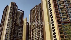 Flat for Resale in Amanora Park Town