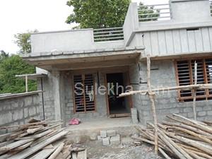 Independent House for Resale in Kuzhalmannam
