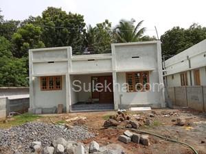 Independent House for Resale in Kuzhalmannam