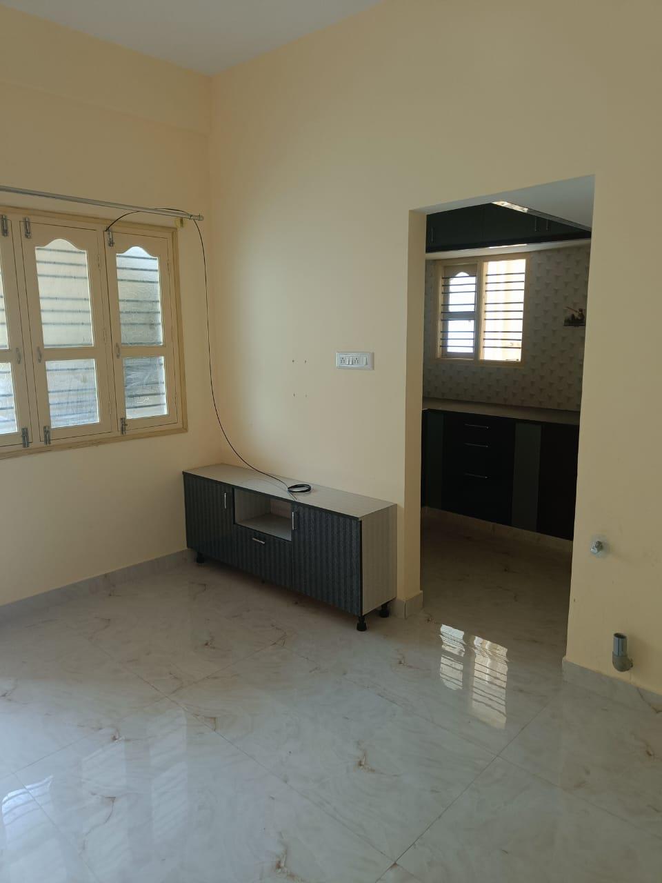 1 BHK Independent House for Lease Only at JAML2 - 688 in Domlur