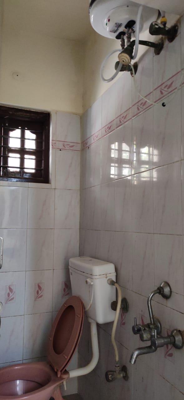 1 BHK Independent House for Lease Only at JAM-5397 in Challakere