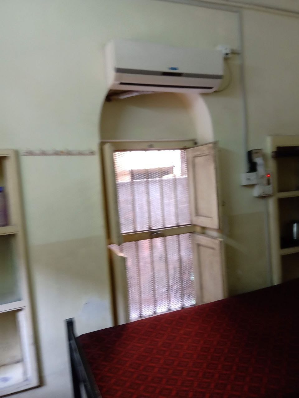 1 HALL Guest House for Rent Only in Lala Lajpat Rai Sarani